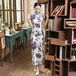 真丝复古经典蚕丝喷绘弹力缎修身双层长旗袍CZ0002