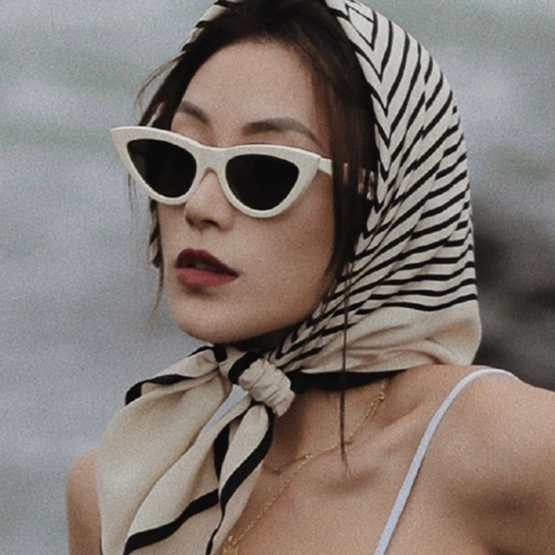 网红白色框蝶形墨镜女嘻哈复古三角形猫眼眼镜2025太阳镜街拍超酷