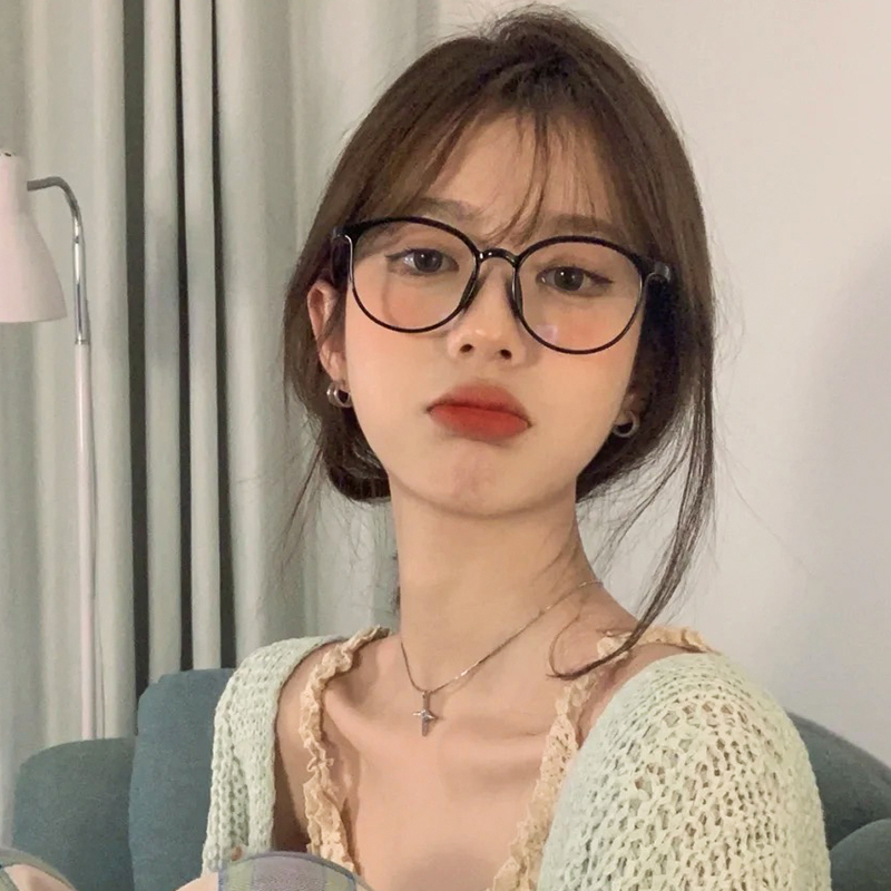 超轻黑色眼镜女韩版素颜神器可配近视网红款防蓝光眼镜框圆脸显瘦