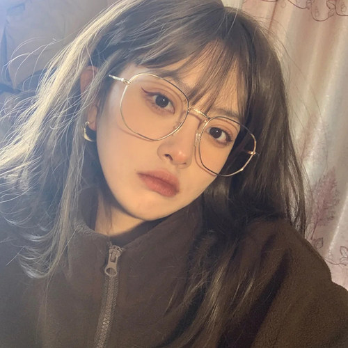 金丝边眼镜女大框价格 金丝边眼镜女大框图片 星期三