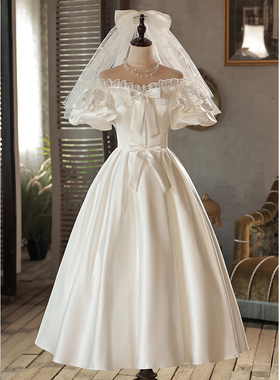 法式小个子复古缎面轻婚纱新娘敬酒服在逃公主一字肩港风礼服白色