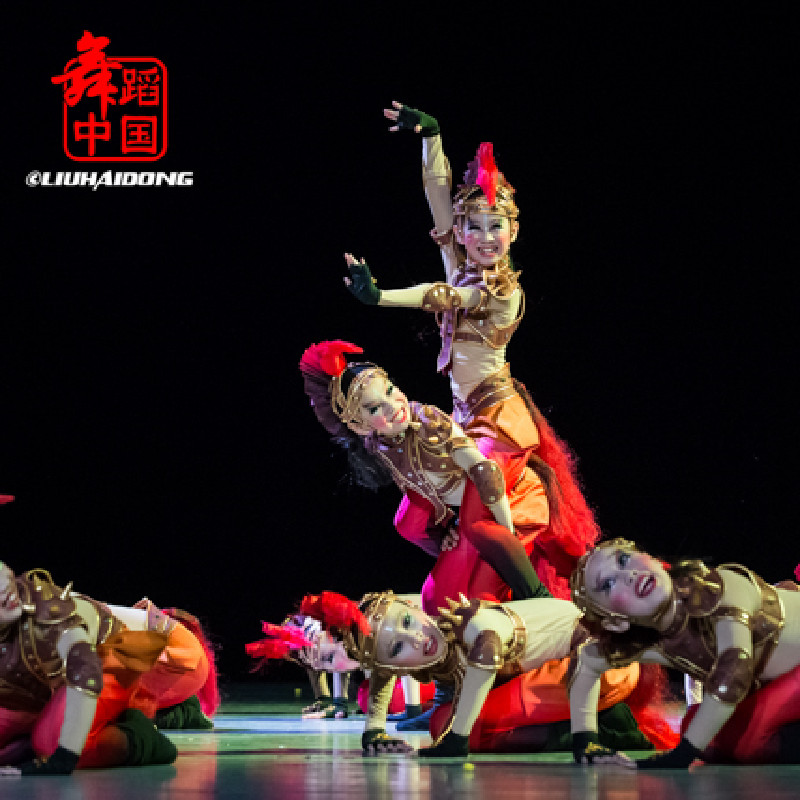 六一小荷风采演出幼儿舞蹈