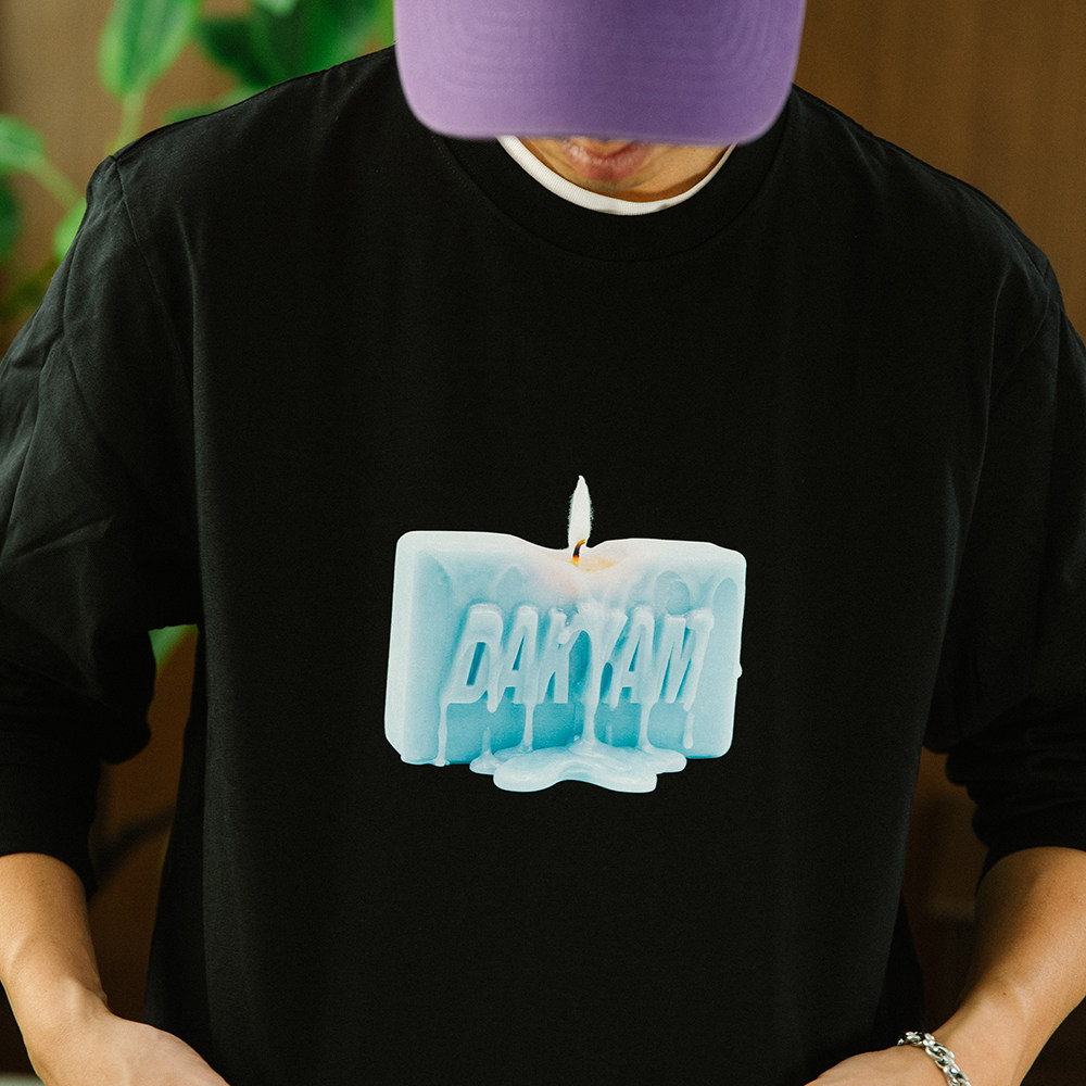 DAKYAM(达人)2025A/W Wax Mark L/S TEE 烛蜡印记印花重磅长袖T恤