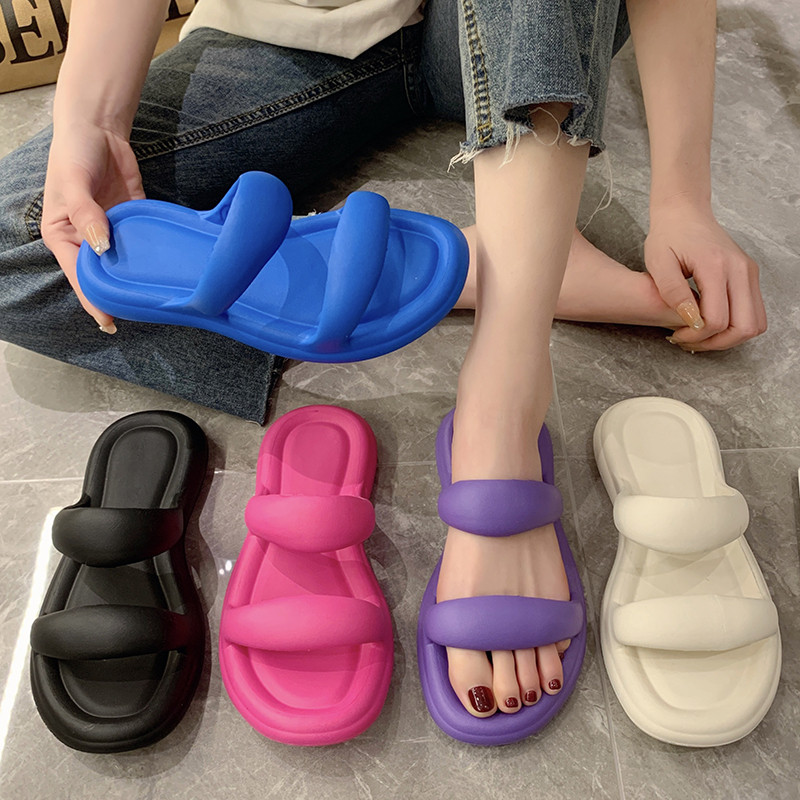 踩屎感拖鞋女外穿网红ins潮平底露趾海边度假沙滩鞋糖果色凉拖鞋