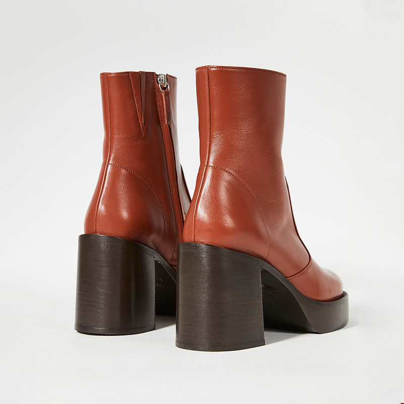 马丁靴女英伦风2020年新款厚底防水台粗跟短靴短筒高跟单靴瘦瘦靴