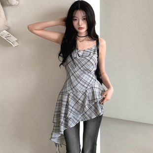 鬼马系少女韩国复古格子印花雪纺连衣裙夏季设计感不规则吊带短裙