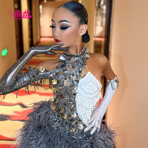 薇妮舞美拉丁舞比赛亮片羽毛花服