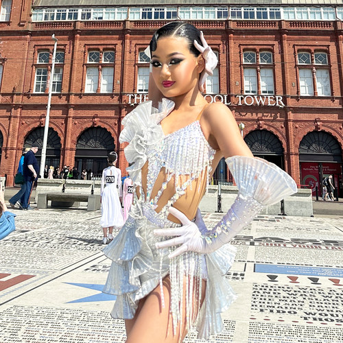 薇妮舞美拉丁舞女生比赛表演花服