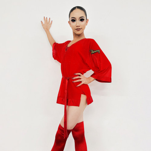 薇妮舞美拉丁舞服女生表演服定制