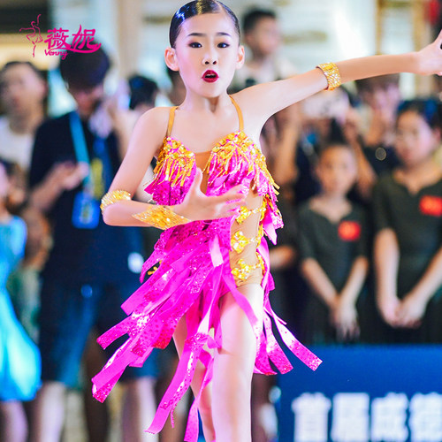 venny薇妮拉丁舞女童飘带表演