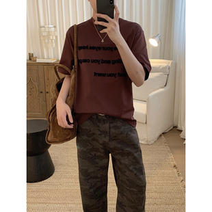 阿茶与阿古复古暗红立体绣短袖t恤男款夏季潮流宽松休闲情侣上衣