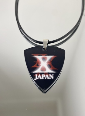 X JAPAN乐队周边吉他拨片项链配饰专辑徽章日本摇滚唱片松本秀人