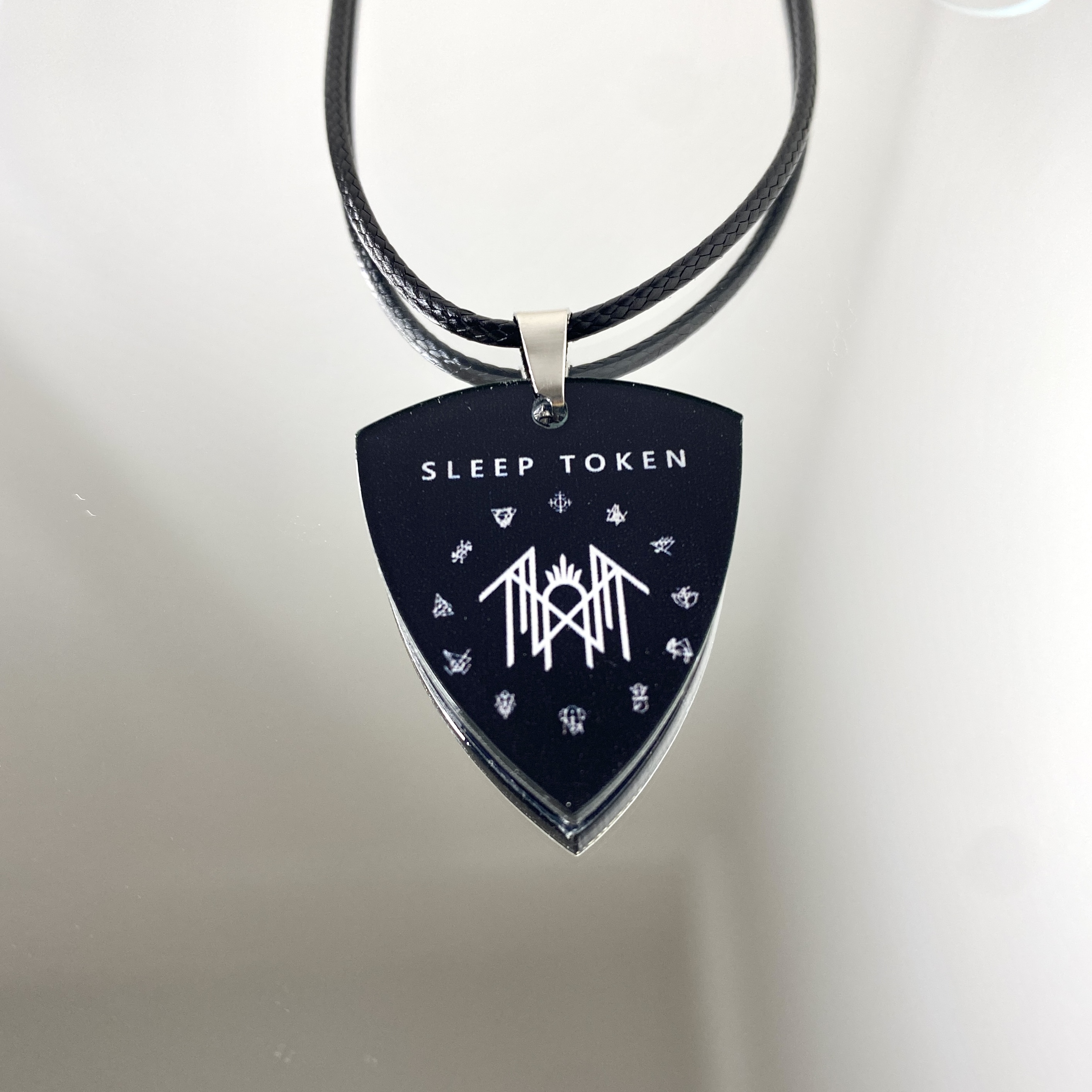 Sleep Token乐队周边吉他拨片项链欧美摇滚另类金属配饰专辑徽章