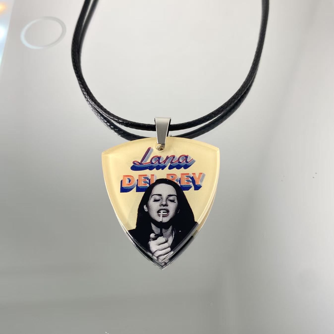Lana Del Rey打雷姐周边项链专辑封面歌词亚克力吉他拨片配饰挂饰