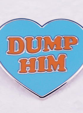 小甜甜布兰妮短袖图案甩了他Dump Him金属徽章胸章背包配饰胸针
