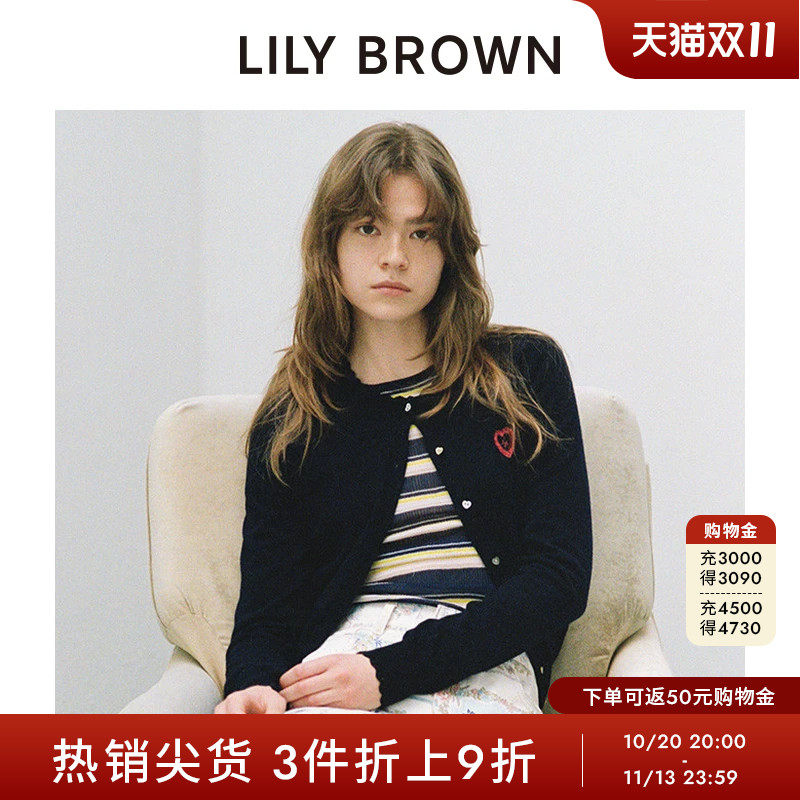 LILY BROWN2026春夏新品百搭爱心信封刺绣口袋针织开衫LWND261056
