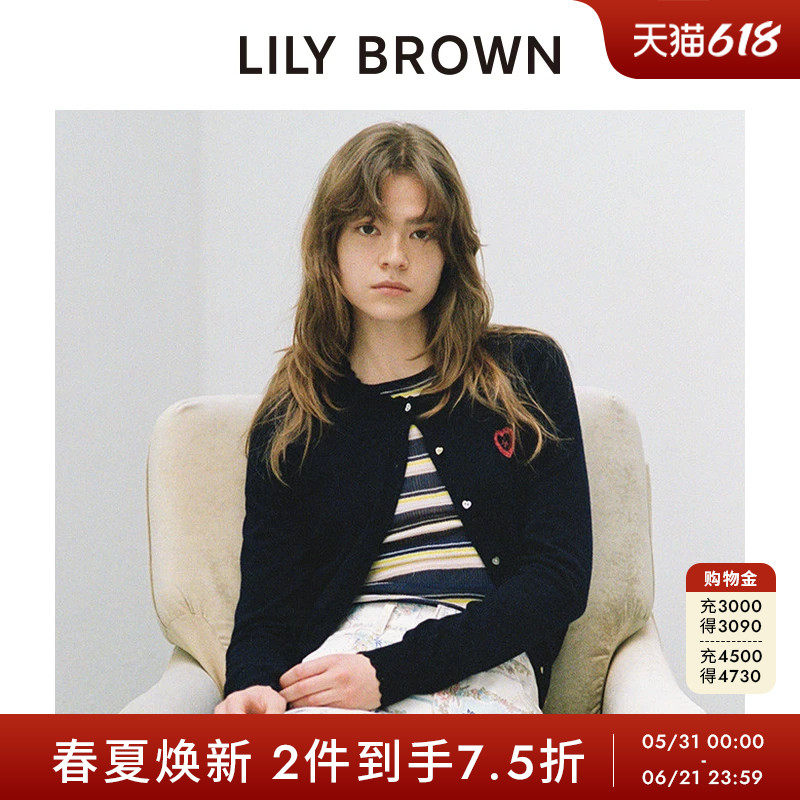 LILY BROWN2026春夏新品百搭爱心信封刺绣口袋针织开衫LWND261056