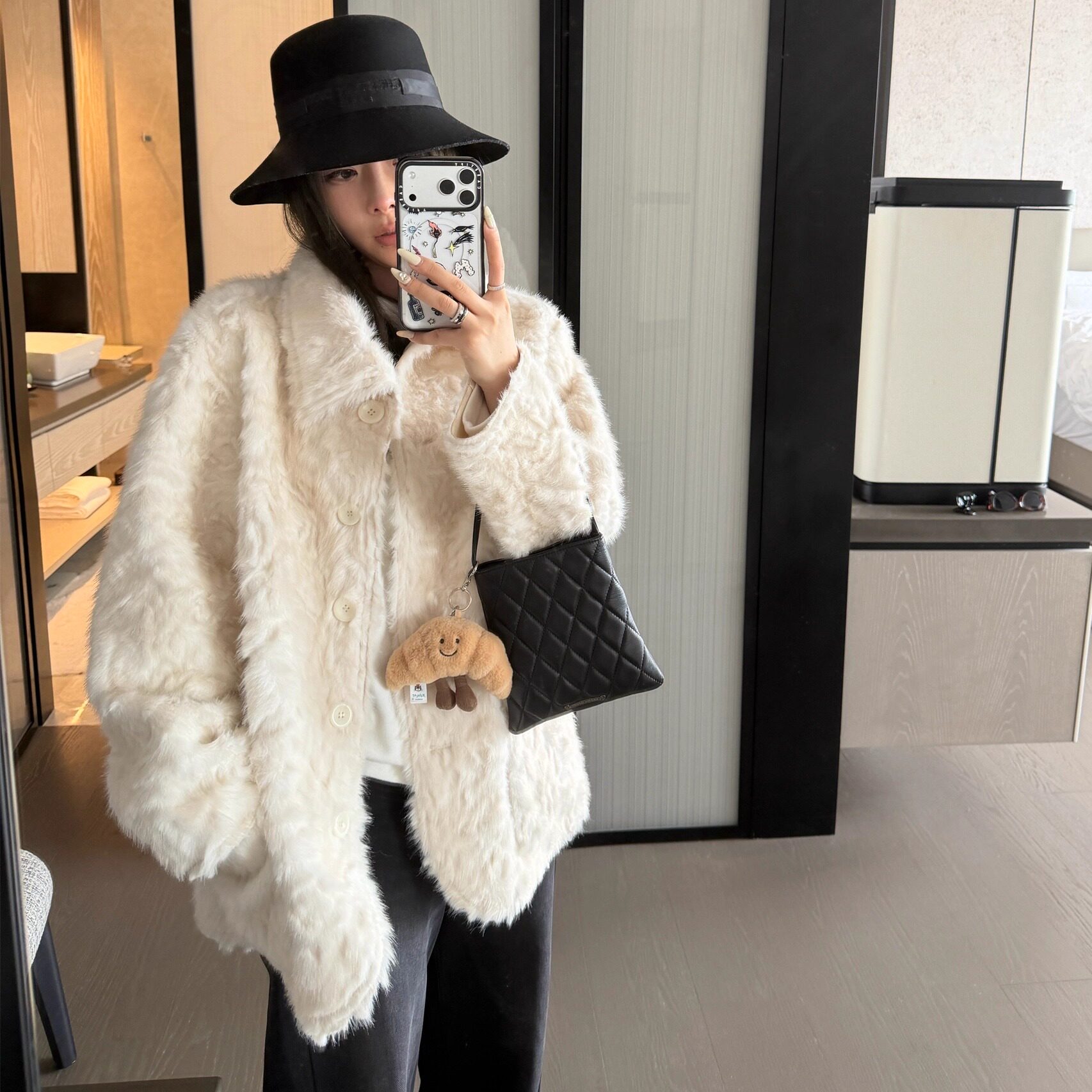 2025新款花狐貂方领版型加厚保暖秋冬环保皮草外套女