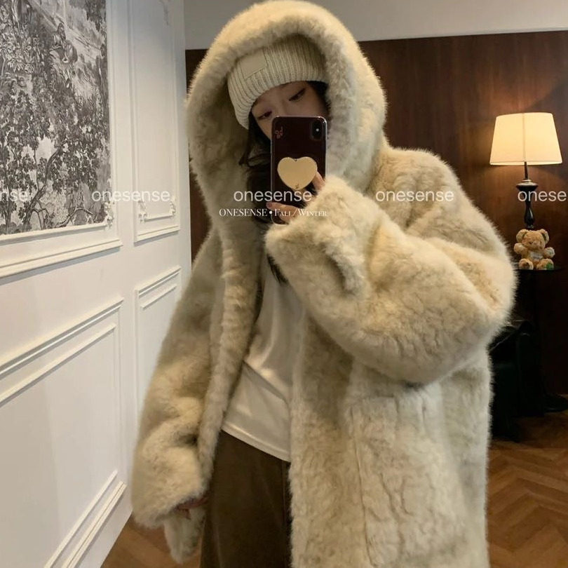 花狐水貂毛绒环保皮草外套女2025新款皮毛一体连帽大长款衣冬上衣