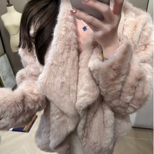 柔雾奶兔千金感温柔环保皮草小湖羊大衣翻领保暖短款加厚外套女