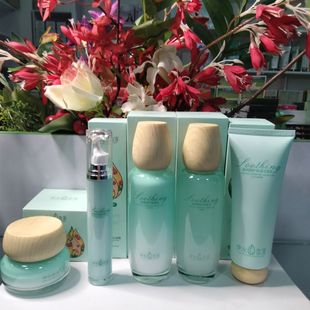 套装 伊水妆源温润舒护补水保湿 清洁洁面水乳霜眼霜脸部女士