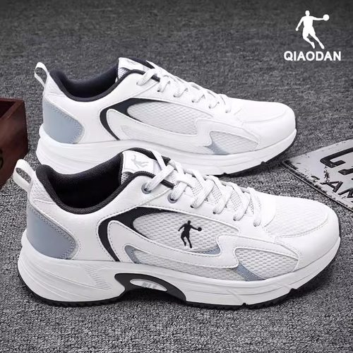 乔丹小白鞋透气网面跑步鞋