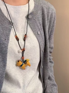 双面布艺小马吊坠项链女款新中式国风毛衣链挂绳配饰挂件串珠简约