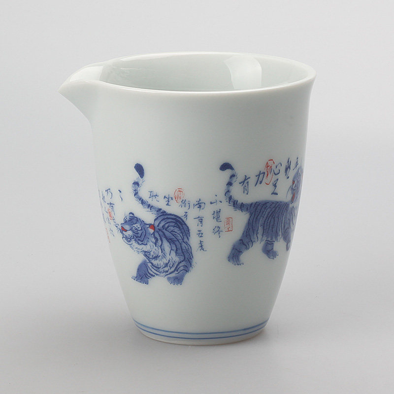 亏本销量五虎图青花瓷公道杯家用功夫茶具分茶杯公杯创意中式复古