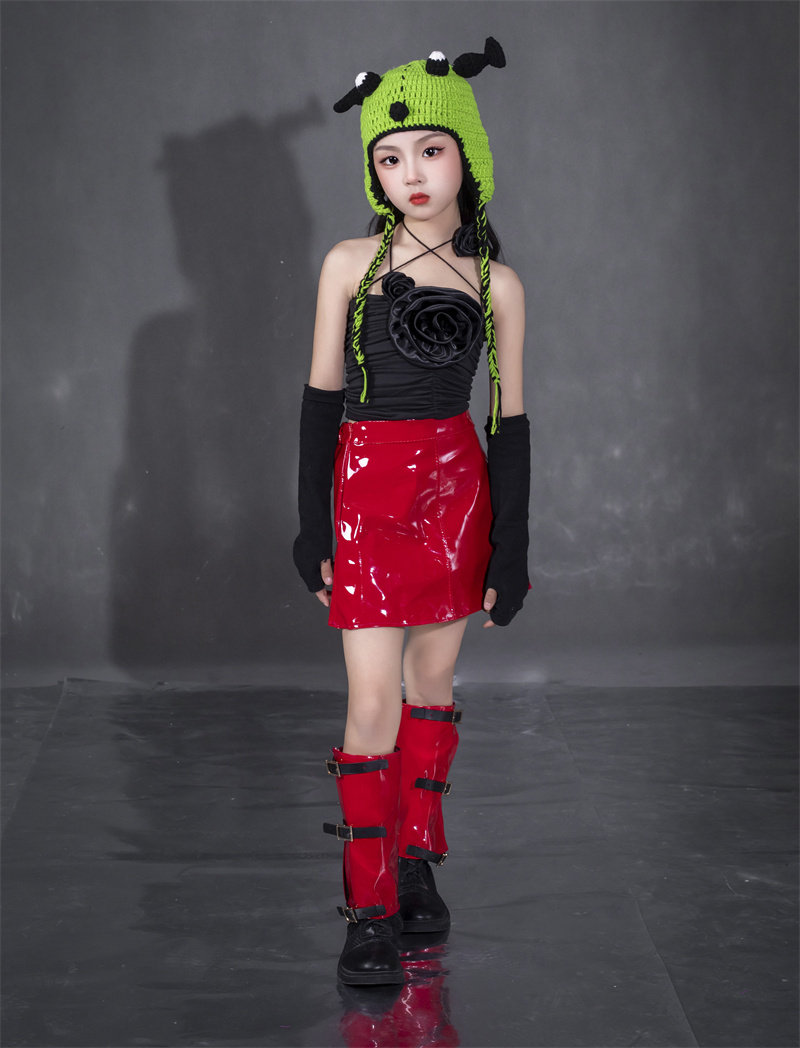 女童走秀赛服爱豆打歌服爵士舞套装酷帅酒红皮裙黑吊带女团团服花