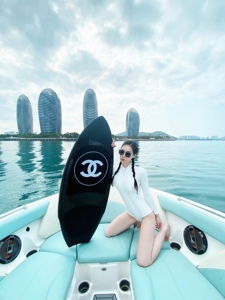 小香风纯欲长袖防晒ins风少女显瘦高级感度假冲浪连体比基尼泳衣