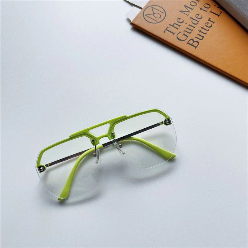 新款儿童太阳镜潮女童半框百搭墨镜港风款宝宝舞台走秀个性眼镜