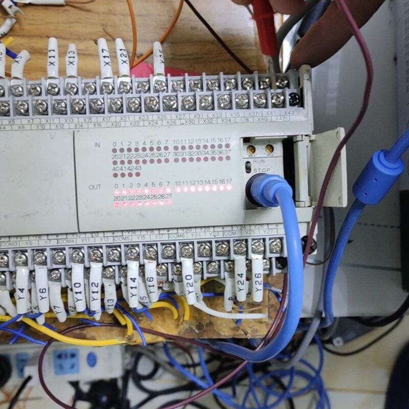 议价三菱 FX0N-60MR 三菱机器设备上成色不错可维修