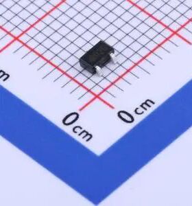 监控和复位芯片 MD7020 MD7020 SOT-23-3L 监控和复位芯片 全新原