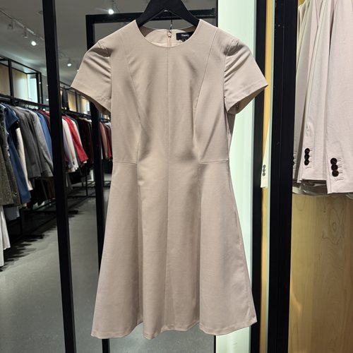 Theory96%羊毛弹力工装连衣裙