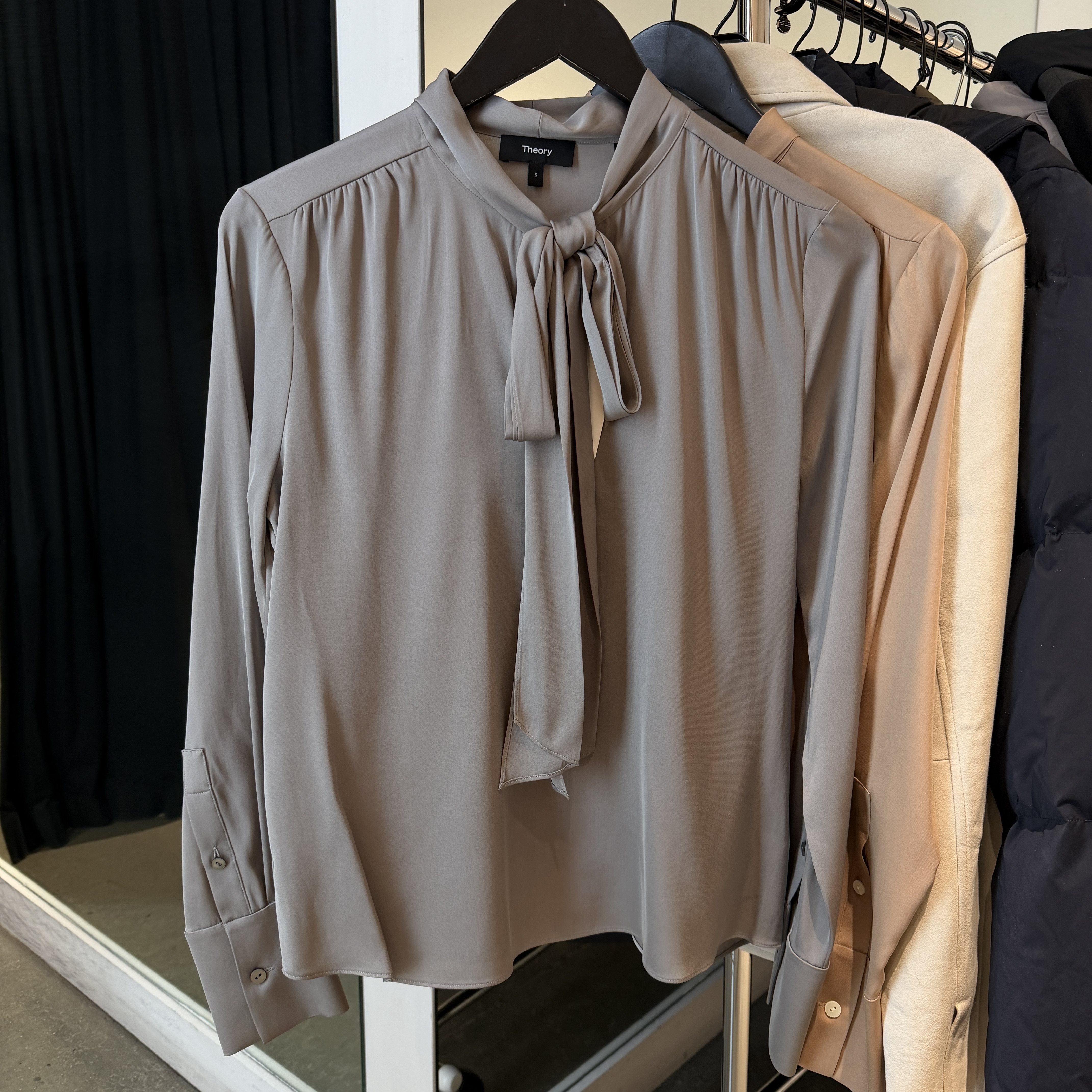 Theory女士真丝混纺衬衫 桑蚕丝上班通勤职场上衣 美国代购,女装/女士精品,真丝上装,淘宝优惠券,粉丝福利购,淘宝优惠卷