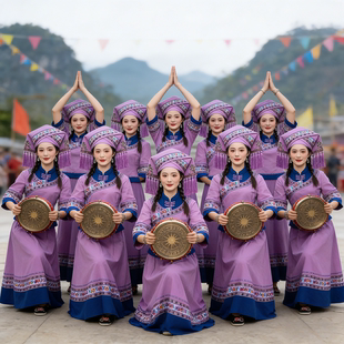 广西壮族传统少数民族服装女成人三月三演出服饰壮锦古寨旅拍盛装