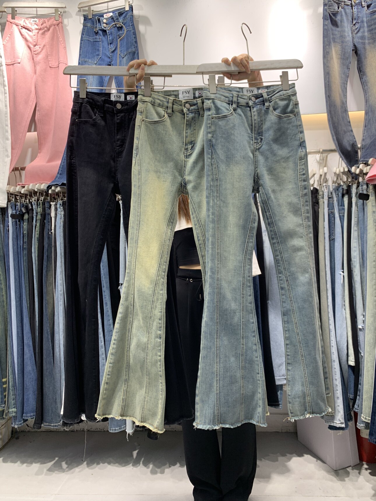 美式辣妹微喇牛仔裤女春秋新款修身高腰显瘦提臀马蹄喇叭拖地裤潮