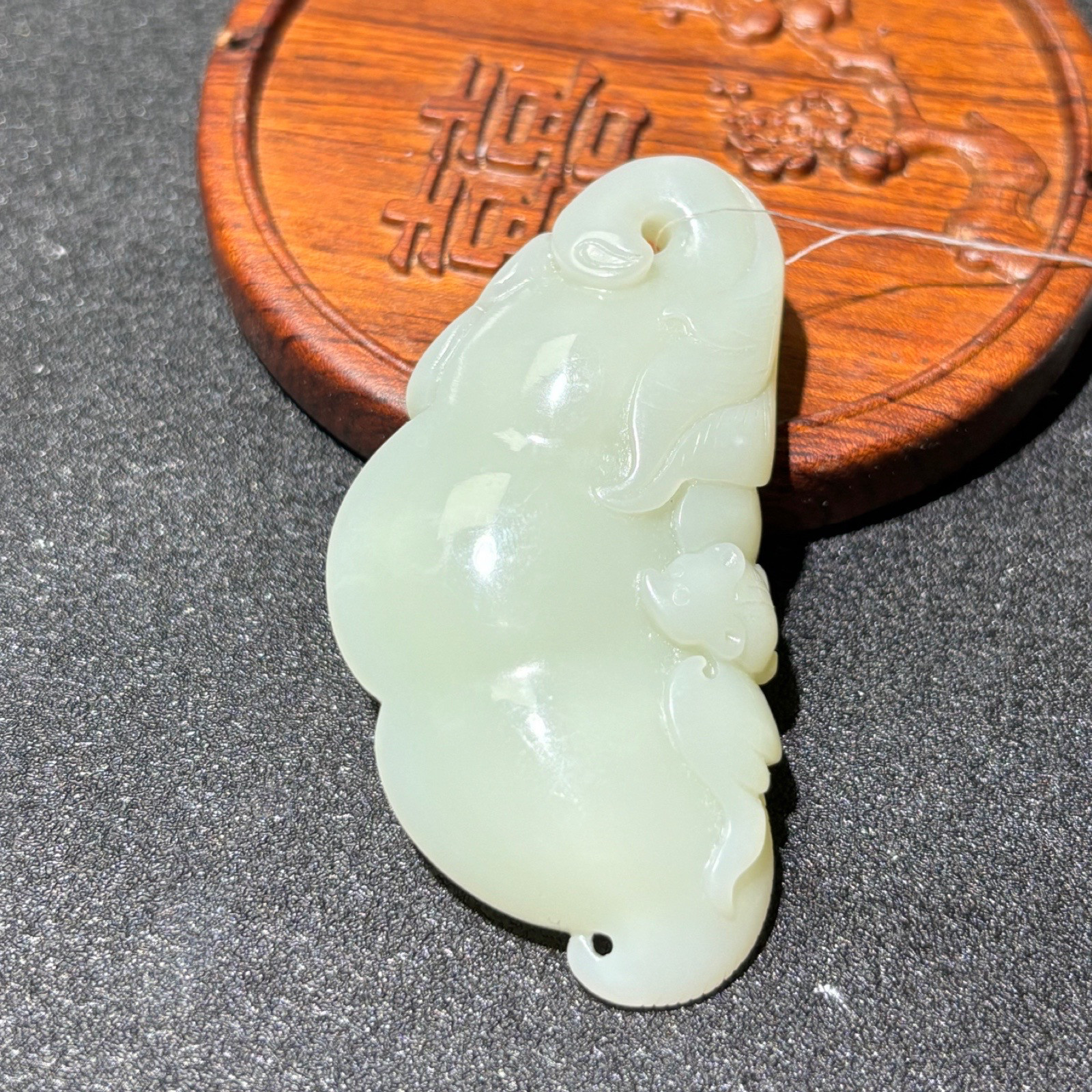 和田玉羊脂白玉福豆挂件 贵州罗甸玉吊坠 寓意多子多福福在眼前