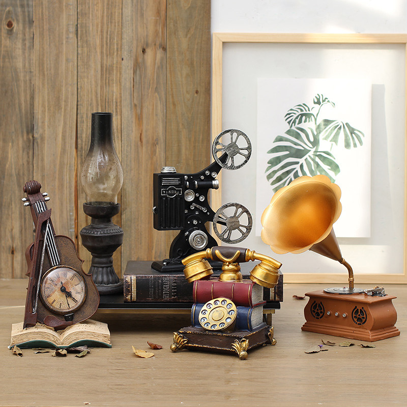 đồ gỗ điêu khắc trang trí Châu Âu hoài cổ retro đồ trang trí máy hát mẫu nhà tủ rượu cafe shop mềm mại trang trí nội thất sáng tạo 	đồ gỗ trang trí bàn ăn	 đồ gỗ trang trí tự nhiên	