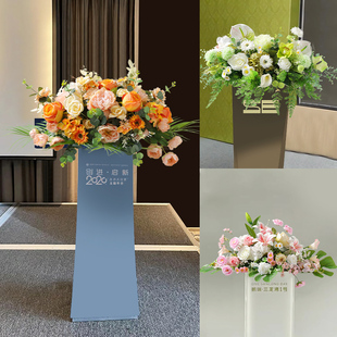 高档讲台花发言台会议桌花装饰彷真花假花酒店宴会演讲主席台花艺