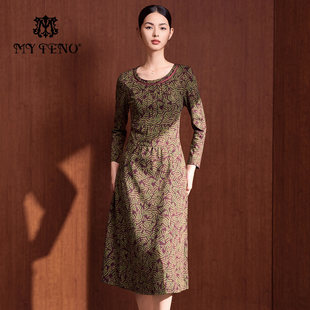 简约法式 连衣裙子气质时尚 枣绿印花圆领收腰长袖 马天奴秋冬女装