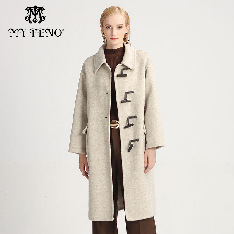 马天奴翻领牛角扣绵羊毛大衣