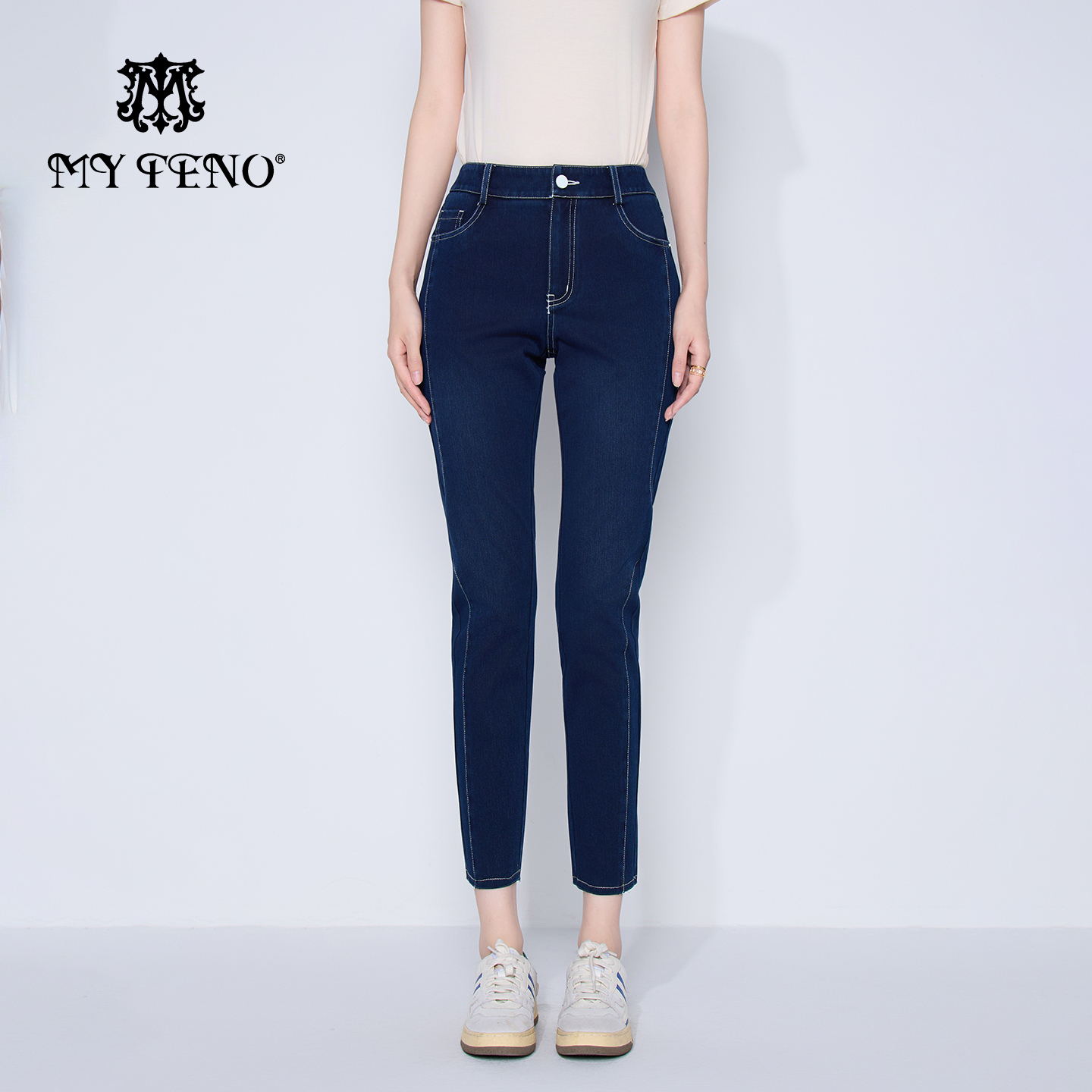 马天奴蓝色修身弹力小脚牛仔裤