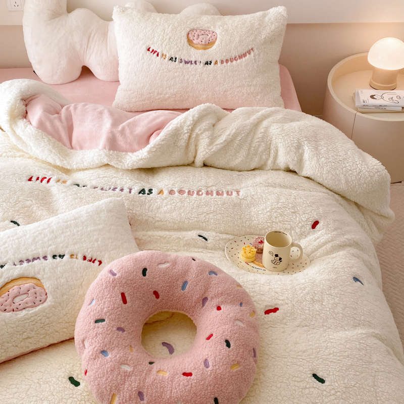 少女心甜甜圈牛奶绒羊羔绒四件套
