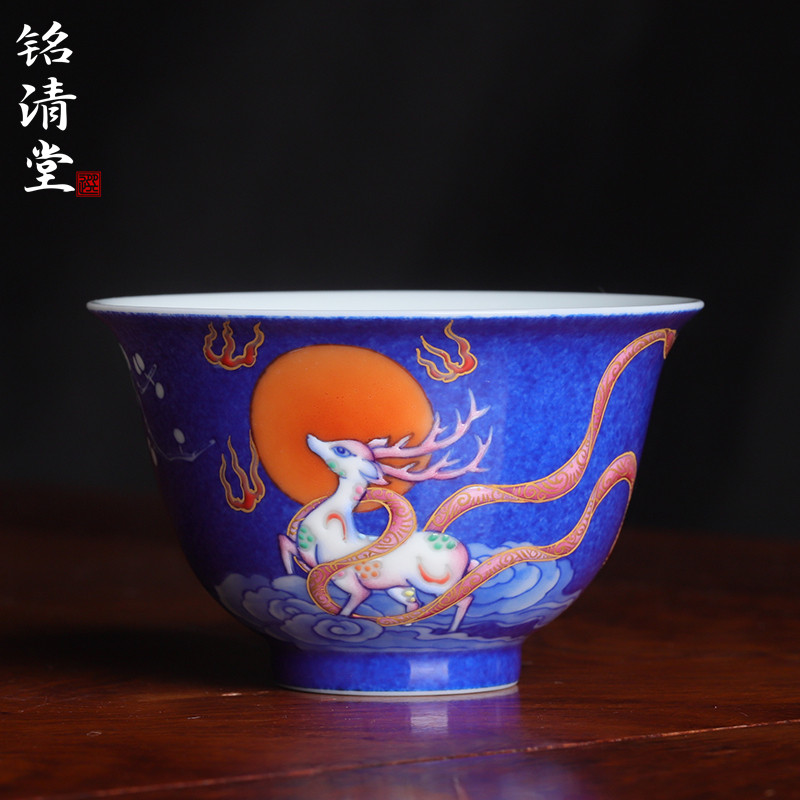 铭清堂于君窑洒蓝鹿王本生图茶杯