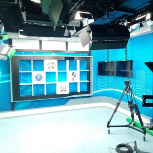 虚拟演播室搭建蓝绿箱体直播间灯光系统录音间演播室设备全套方案