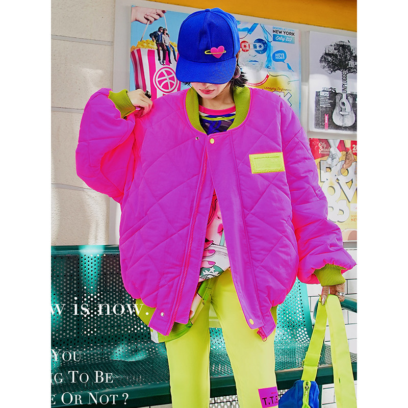 YHAY玫红字母休闲棉服秋冬新款彩色徽章贴布潮牌宽松保暖夹克外套,女装/女士精品,棉衣/棉服,淘宝优惠券,粉丝福利购,淘宝优惠卷