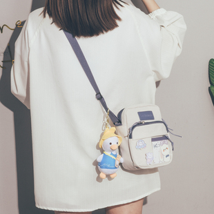 可爱小包包2021新款 潮日系小清新休闲手机包chic古着感文艺斜挎包