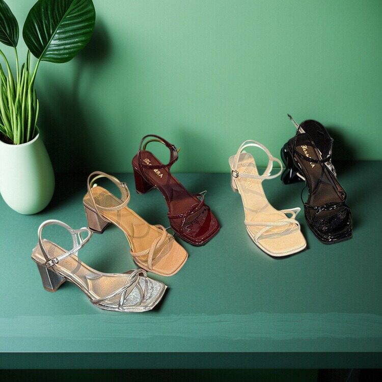 法式绝美凉鞋气质夏2025裙子不累脚高跟凉鞋现货配银色 艾菲邦媚