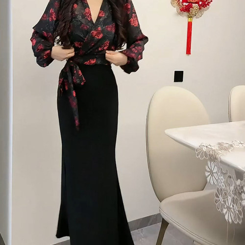 碎花长袖防晒雪纺衬衫女设计感小众气质宽松一片式港风系带上衣